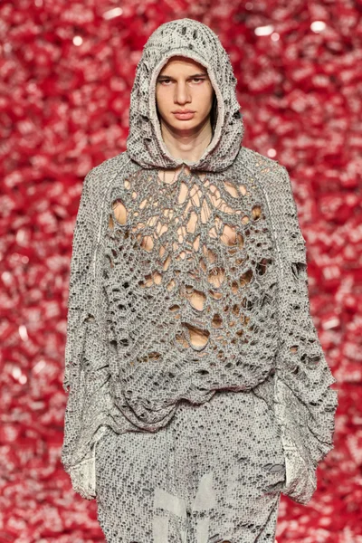 Look 33